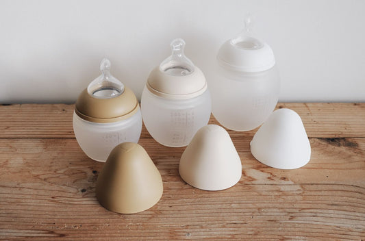 Biberon au micro-ondes : quels dangers pour bébé ? - Élhée