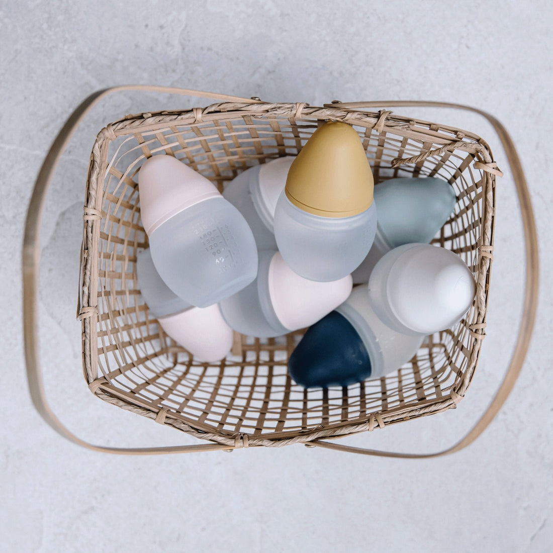 Coffret de biberons : combien de biberons anti-colique acheter pour mon bébé ? - Élhée