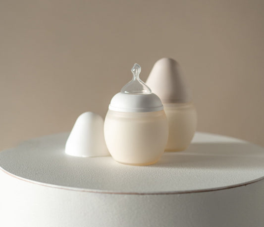 Quel biberon ressemble le plus au sein ? Élhée, l’alternative physiologique - Élhée